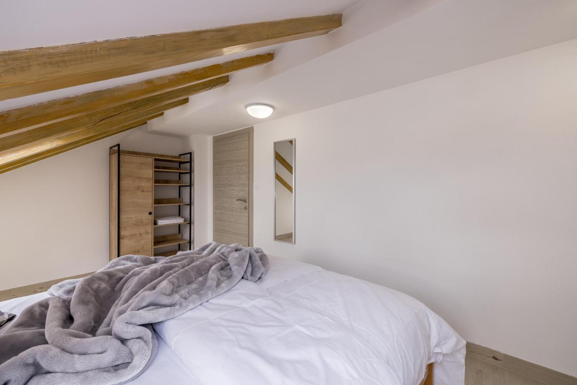 Villa Uzanca Splitska Esterno foto